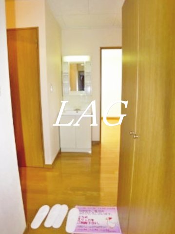 玄関　玄関です。