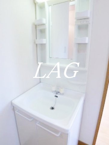 洗面設備　洗面台です。
