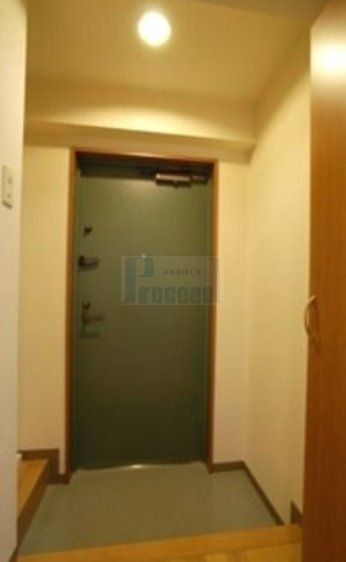 玄関　広々とした玄関部分