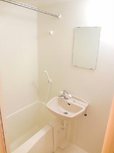 バス・シャワールーム　浴室乾燥機能付き