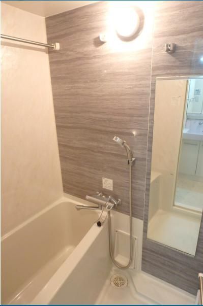 バス・シャワールーム　バス