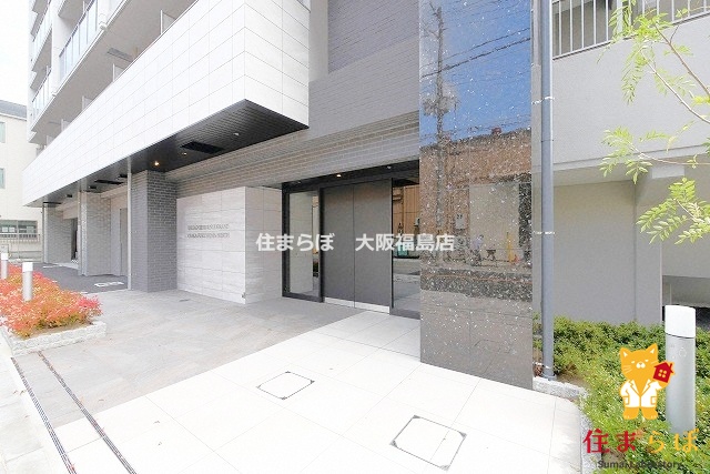 エントランス　共用部の印象も大切に