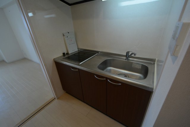 キッチン　2口コンロ付のシステムキッチン！