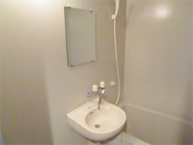 洗面設備　洗面台付き