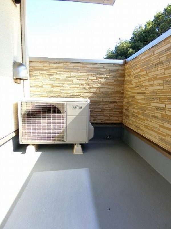 バルコニー　図面と現状に相違がある場合には現状を優先