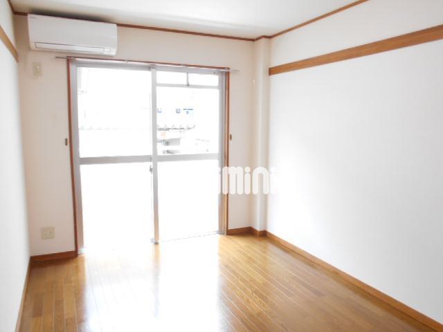 居室・リビング　明るくてキレイなお部屋ですね