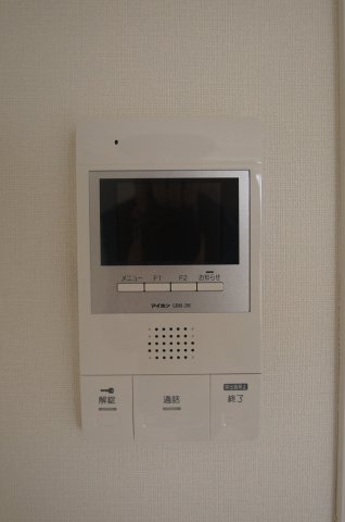 セキュリティ　来訪者が確認できる女性に安心の「TVモニターホン」