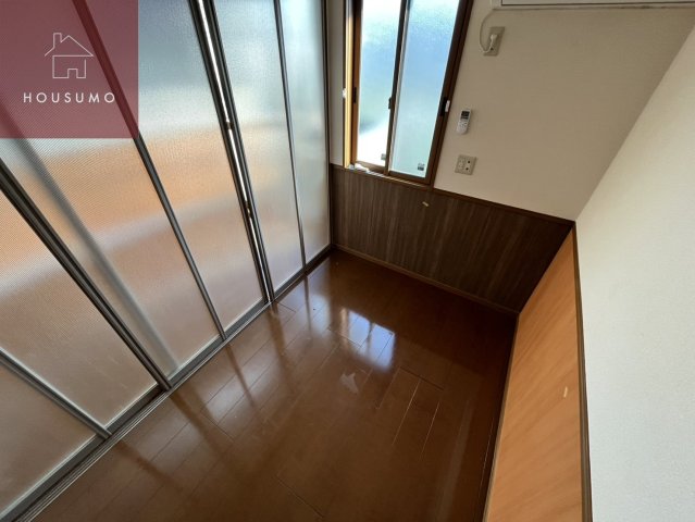 その他部屋・スペース　使い勝手のいい寝室です
