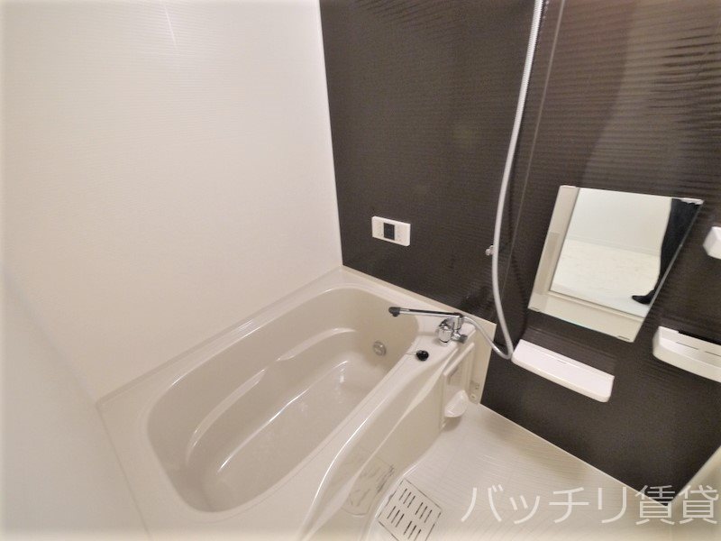 バス・シャワールーム　※同型タイプ写真の為、現状優先。