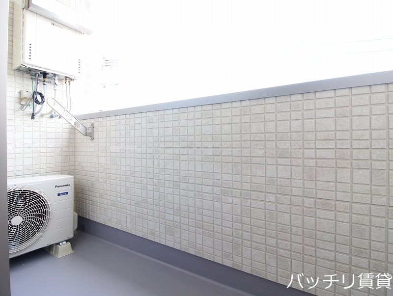 バルコニー　※同型タイプ写真の為、現状優先。