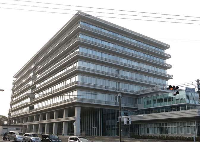役所　平塚市役所（役所）まで2280m