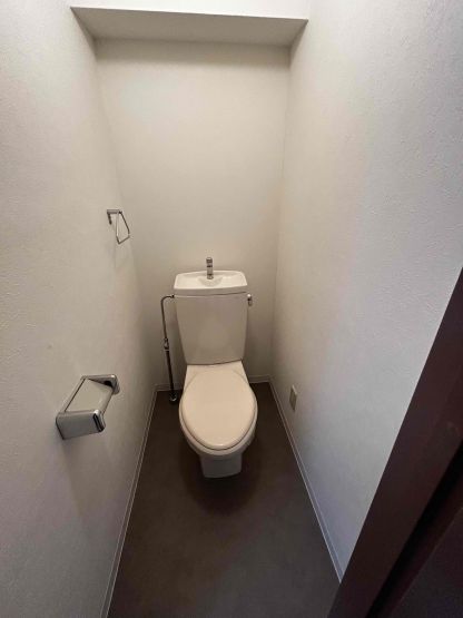 トイレ　落ち着いたトイレです