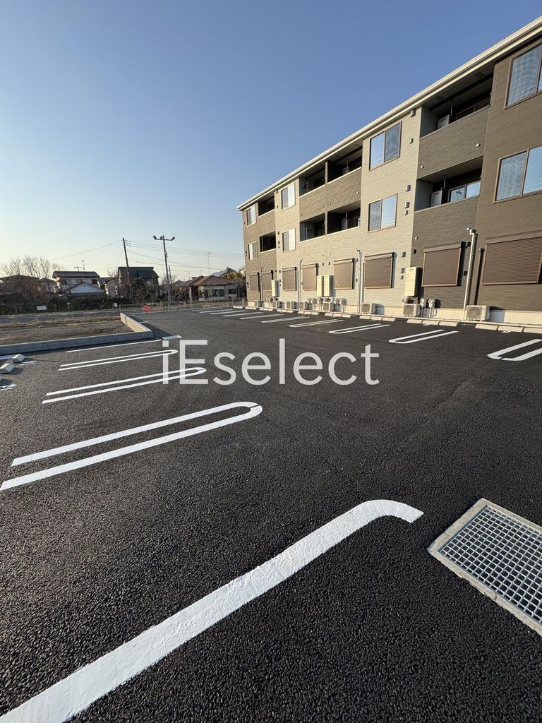 駐車場　敷地内駐車場も募集中です！