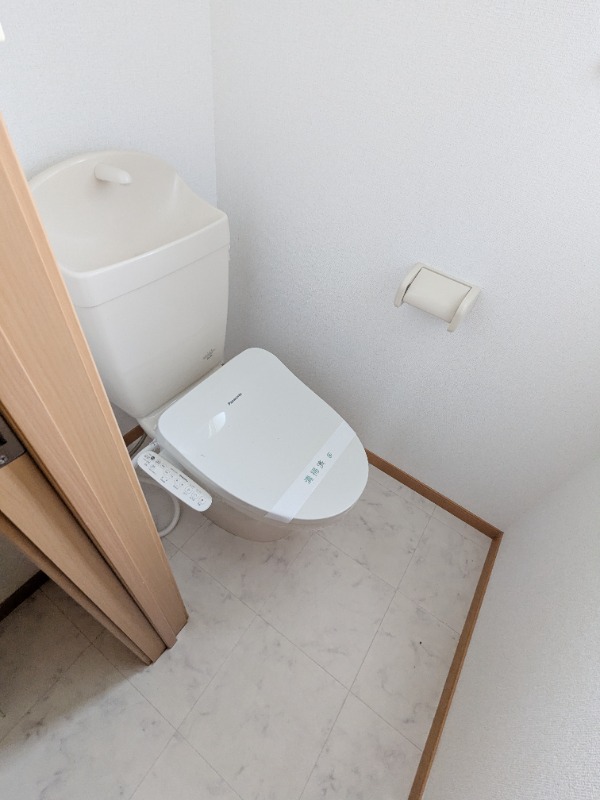 トイレ　図面と現状に相違がある場合には現状を優先