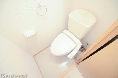 トイレ　設備・仕様は号室により異なる為、現況を優先致します。
