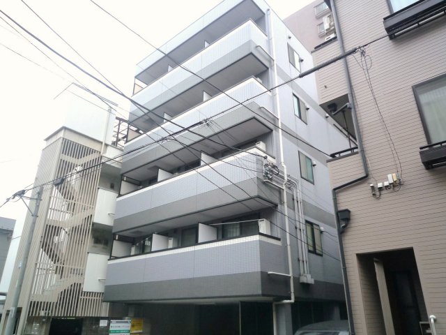 建物外観　タイル張りの外観です。