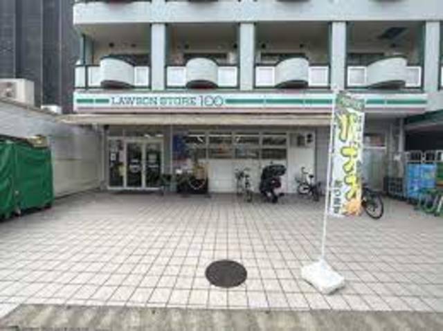コンビニ　ローソンストア100壬生辻町店（コンビニ）まで781m