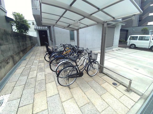 駐車場　駐輪場