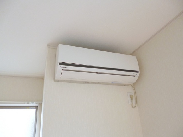 その他設備　エアコン2基完備です！！