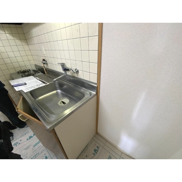 キッチン　システムキッチンに変更なります！