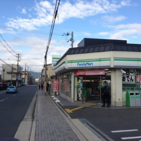 コンビニ　ファミリーマート 佐井太子道店（コンビニ）まで351m