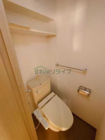 トイレ　別階層の写真になります。