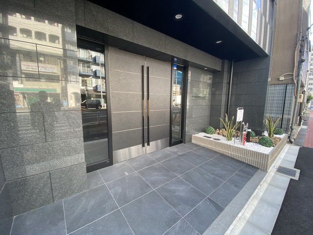 エントランス　エントランス