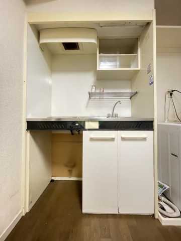 キッチン　※参考写真です。反転タイプのお部屋になります。