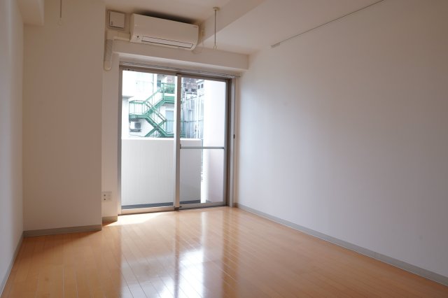 居室・リビング　居室※別部屋参考写真