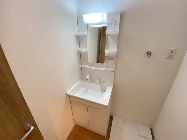 洗面設備　独立洗面化粧台付き☆