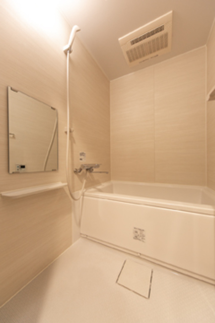 バス・シャワールーム　※写真は同タイプ住戸です。