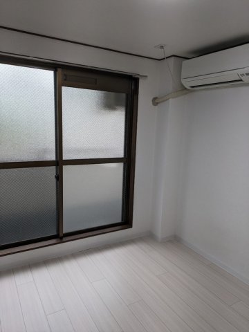 その他部屋・スペース　使い勝手のいい寝室です