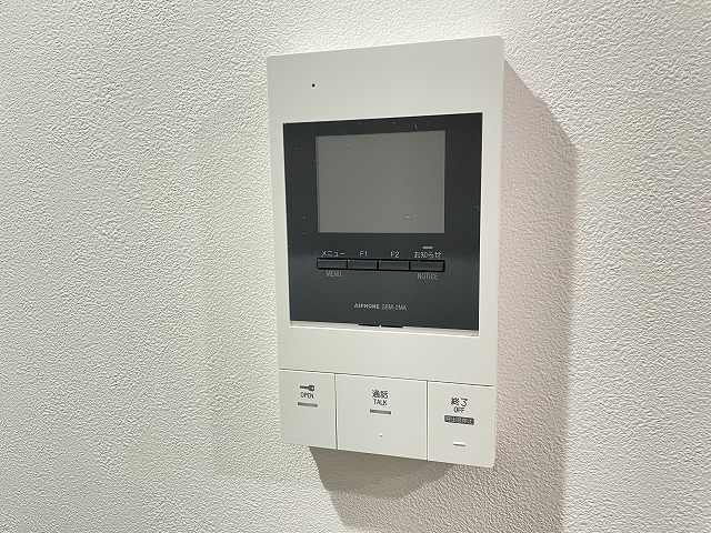 セキュリティ　急な訪問者をモニターで確認出来る　TVドアホン