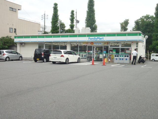 コンビニ　ファミリーマート名東牧の里店（コンビニ）まで186m