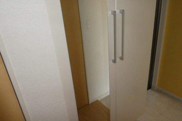 玄関　シューズボックス