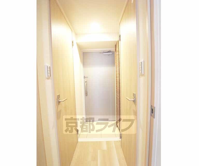 その他部屋・スペース　綺麗な廊下です。