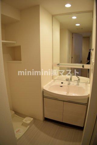 洗面設備　同シリーズマンションの写真になります。