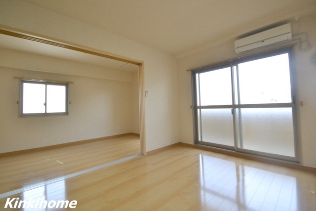 居室・リビング　写真は別のお部屋です。