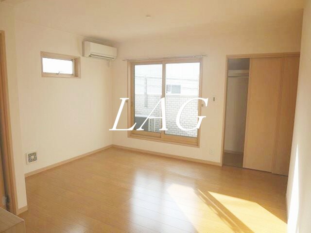 居室・リビング　洋室のお部屋です。
