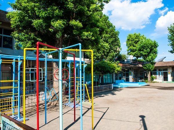 幼稚園・保育園　神代保育園（幼稚園・保育園）まで533m