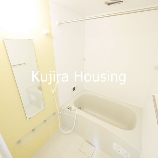 バス・シャワールーム　バス・トイレ別なので湯船にゆっくり浸かれます★