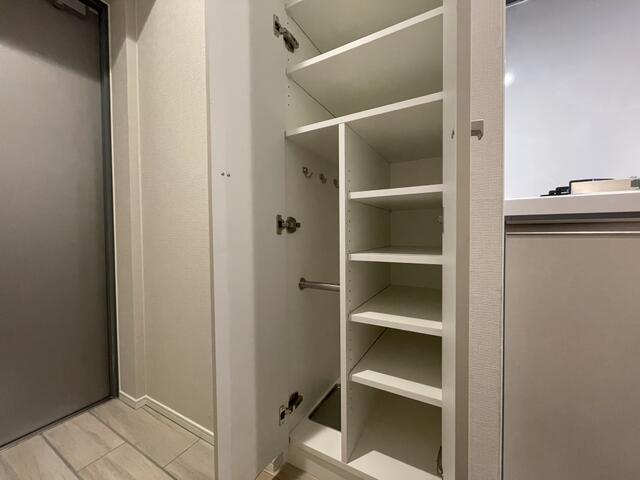 収納　Ｌｏｇ戸越?