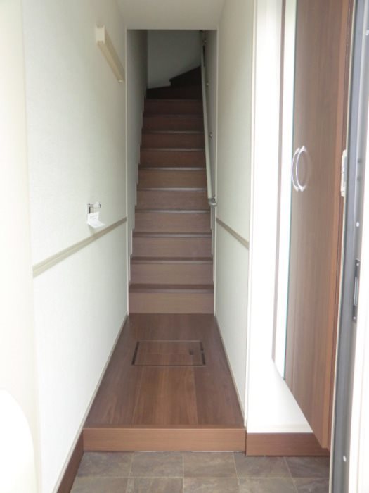 玄関　※他部屋参照