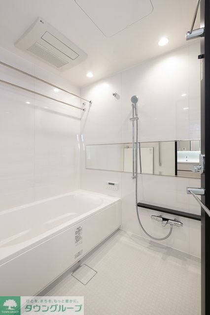 バス・シャワールーム　※写真は同タイプ住戸です。
