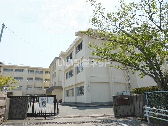 中学校　磐田南部中学校（中学校）まで1006m