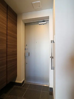 玄関　別タイプ部屋　参考写真です