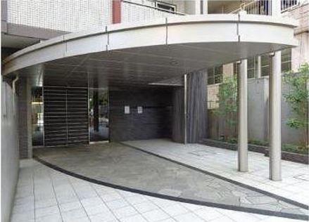エントランス　ベルファース本郷弓町