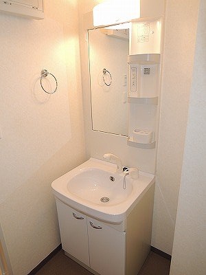 洗面設備　※別号室の参考写真になります。