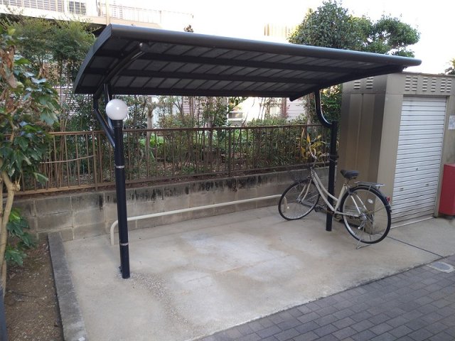 その他　駐輪場　原付＆自転車のみ駐輪可能
