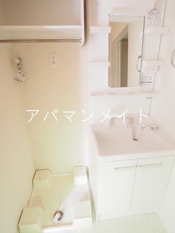 その他設備　室内洗濯機置場です